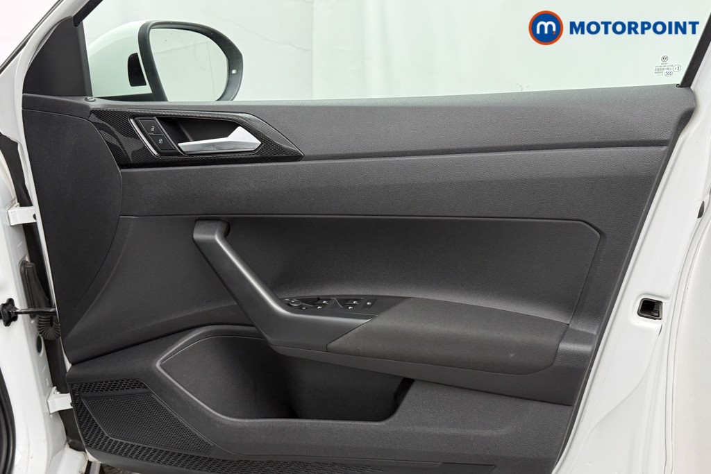 Volkswagen Taigo Life Manual Petrol SUV - Stock Number (1623843) - 19th supplementary image