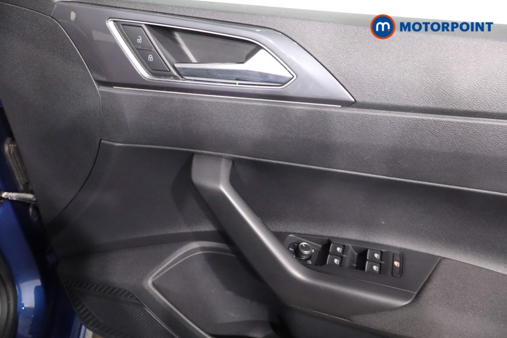 Volkswagen Polo R-Line Automatic Petrol Hatchback - Stock Number (1624100) - 27th supplementary image
