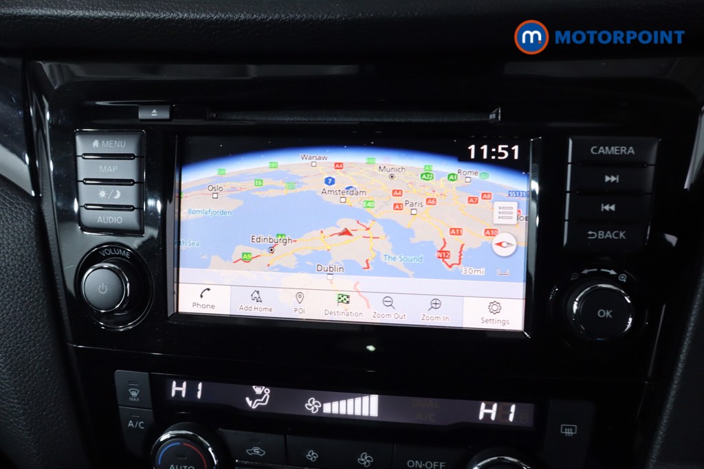 Nissan Qashqai N-Connecta Manual Petrol SUV - Stock Number (1624399) - 2nd supplementary image