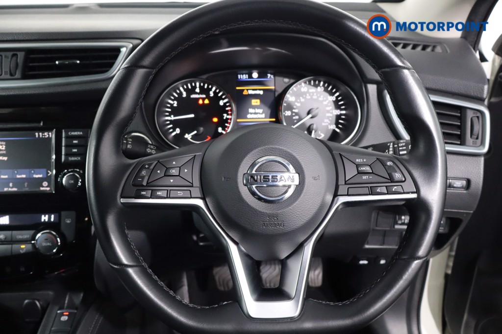 Nissan Qashqai N-Connecta Manual Petrol SUV - Stock Number (1624399) - 6th supplementary image