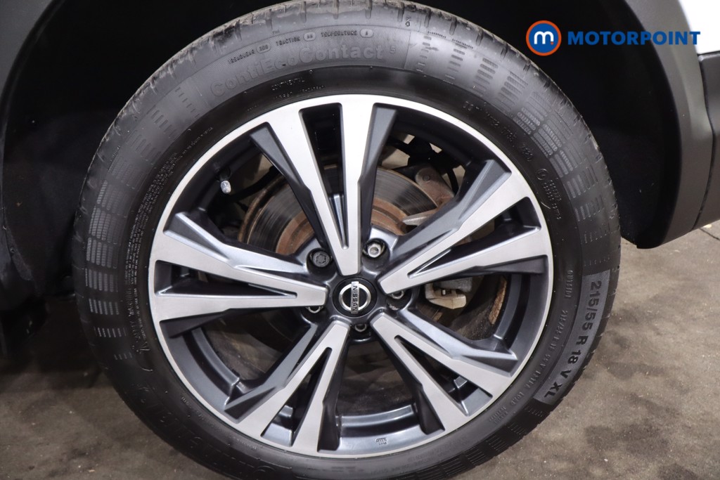 Nissan Qashqai N-Connecta Manual Petrol SUV - Stock Number (1624399) - 11th supplementary image