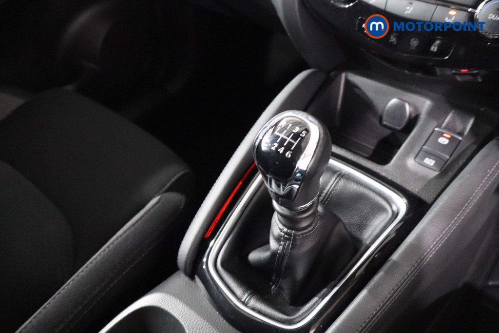 Nissan Qashqai N-Connecta Manual Petrol SUV - Stock Number (1624399) - 22nd supplementary image