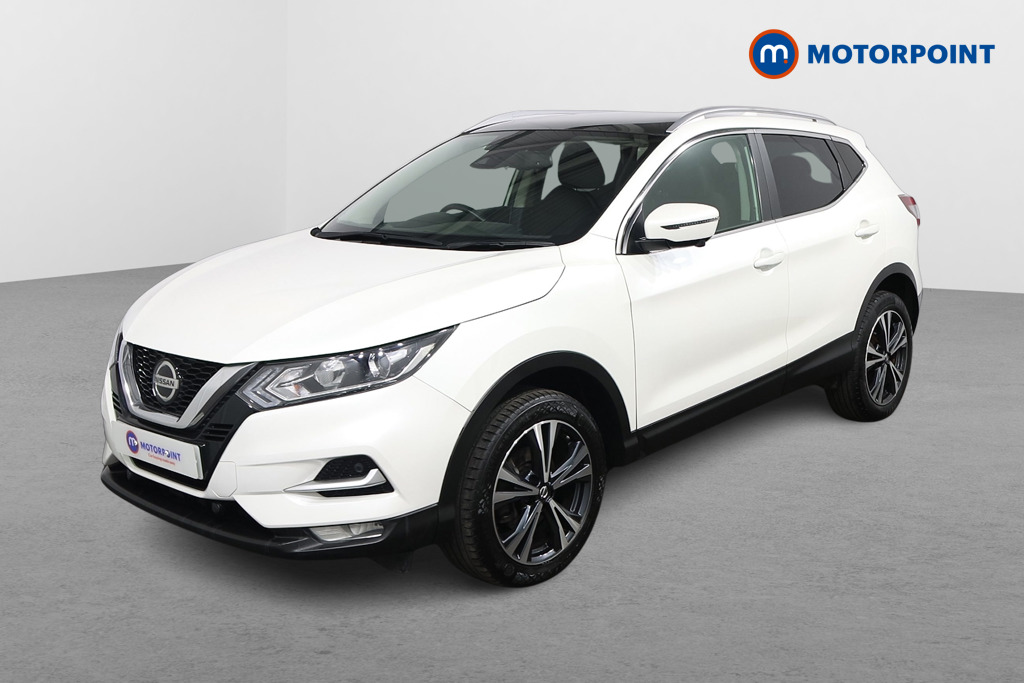 Nissan Qashqai N-Connecta Manual Petrol SUV - Stock Number (1624399) - Passenger side front corner