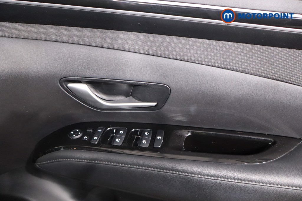 Hyundai Tucson Se Connect Manual Petrol SUV - Stock Number (1624541) - 23rd supplementary image