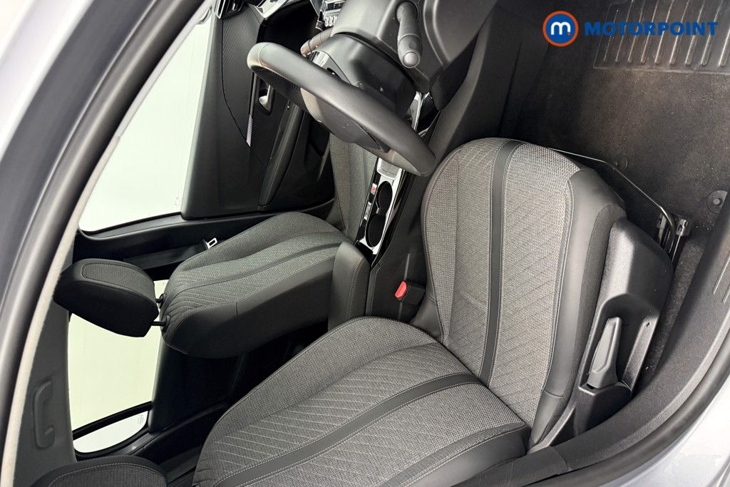 Peugeot 208 Allure Manual Petrol Hatchback - Stock Number (1624861) - 2nd supplementary image