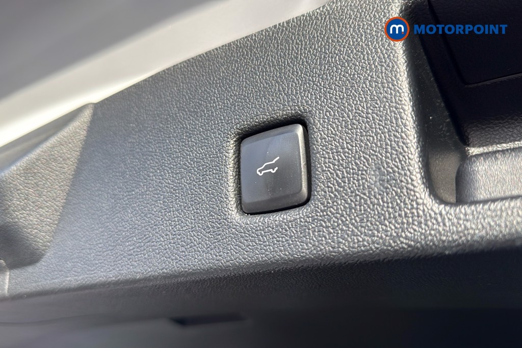 Ford Kuga St-Line X Edition Automatic Petrol-Electric Hybrid SUV - Stock Number (1625086) - 35th supplementary image