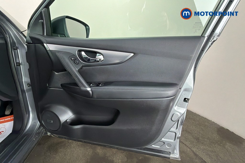 Nissan Qashqai Tekna-Plus Manual Petrol SUV - Stock Number (1625249) - 19th supplementary image