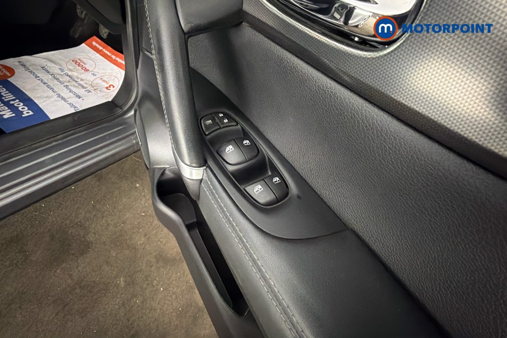 Nissan Qashqai Tekna-Plus Manual Petrol SUV - Stock Number (1625249) - 20th supplementary image