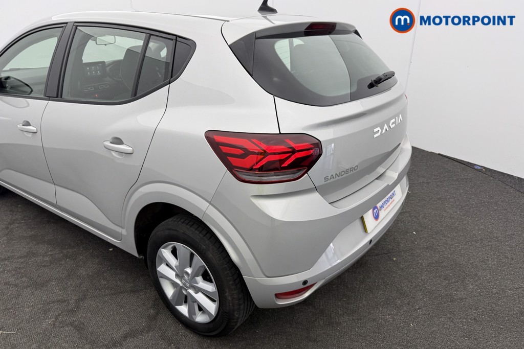 Dacia Sandero Expression Manual Petrol Hatchback - Stock Number (1625410) - 20th supplementary image