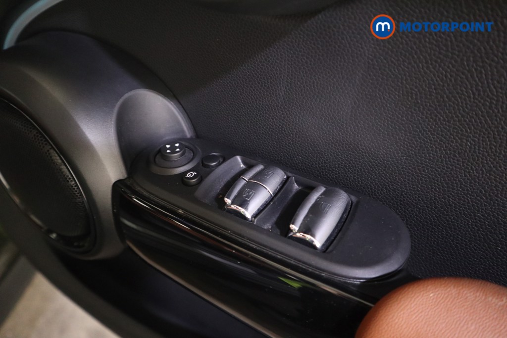 Mini Convertible Cooper S Exclusive Automatic Petrol Convertible - Stock Number (1625644) - 12th supplementary image