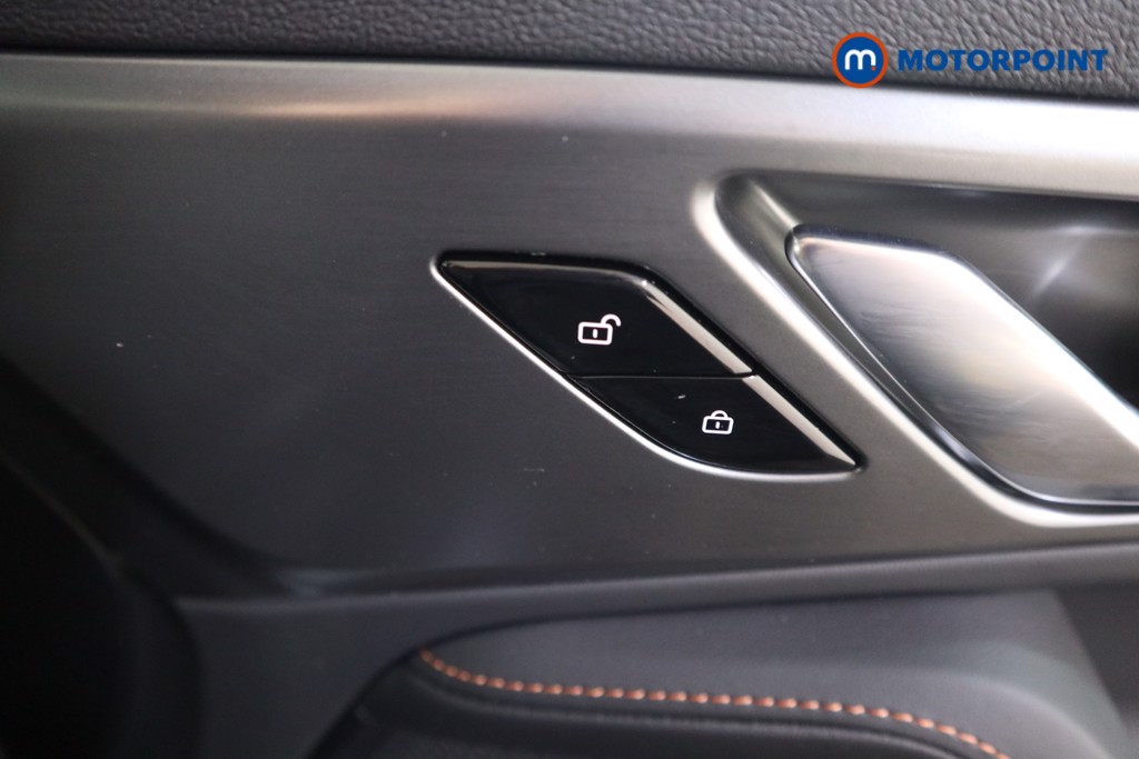 Mg Motor Uk HS Trophy Automatic Petrol Plug-In Hybrid SUV - Stock Number (1625771) - 12th supplementary image