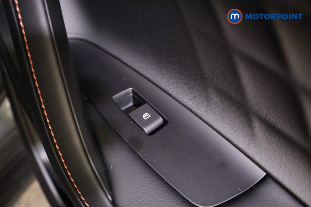 Mg Motor Uk HS Trophy Automatic Petrol Plug-In Hybrid SUV - Stock Number (1625771) - 19th supplementary image