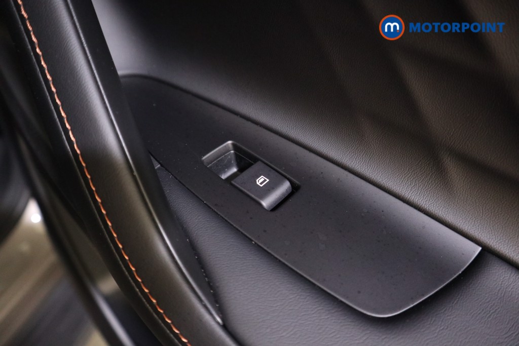 Mg Motor Uk HS Trophy Automatic Petrol Plug-In Hybrid SUV - Stock Number (1625835) - 18th supplementary image