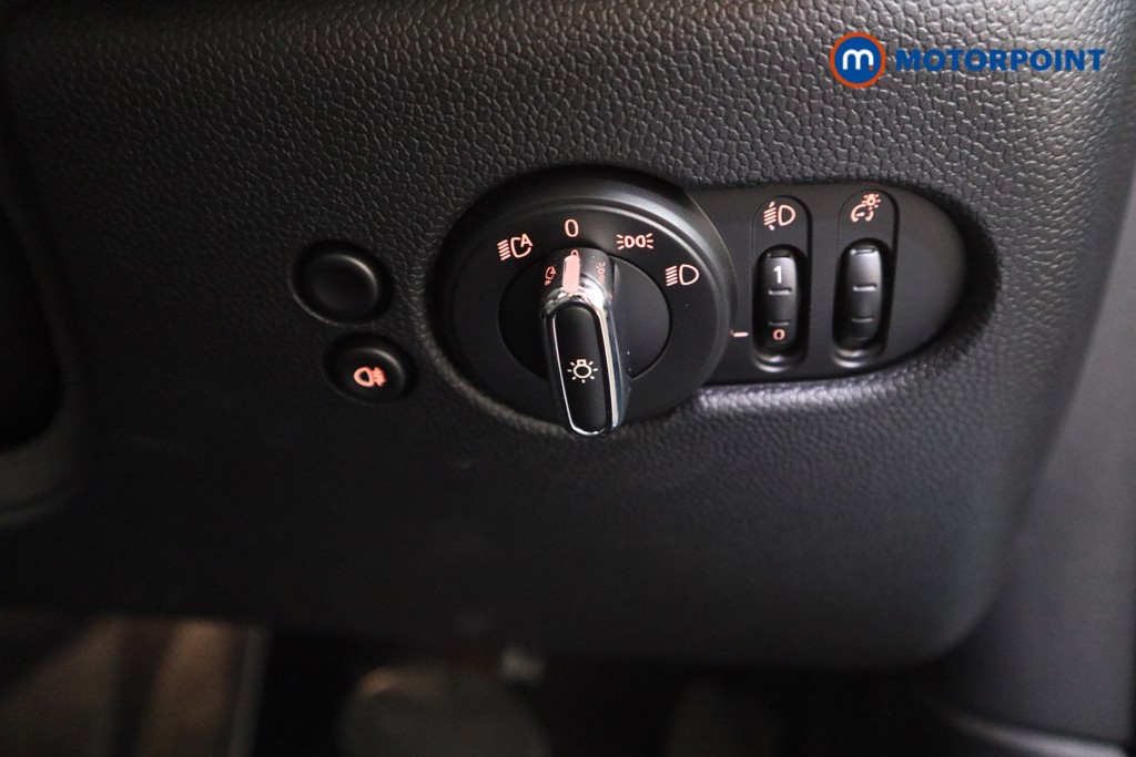 Mini Convertible Cooper S Seaside Edition Automatic Petrol Convertible - Stock Number (1626073) - 12th supplementary image