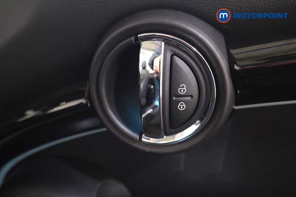 Mini Convertible Cooper S Seaside Edition Automatic Petrol Convertible - Stock Number (1626073) - 14th supplementary image