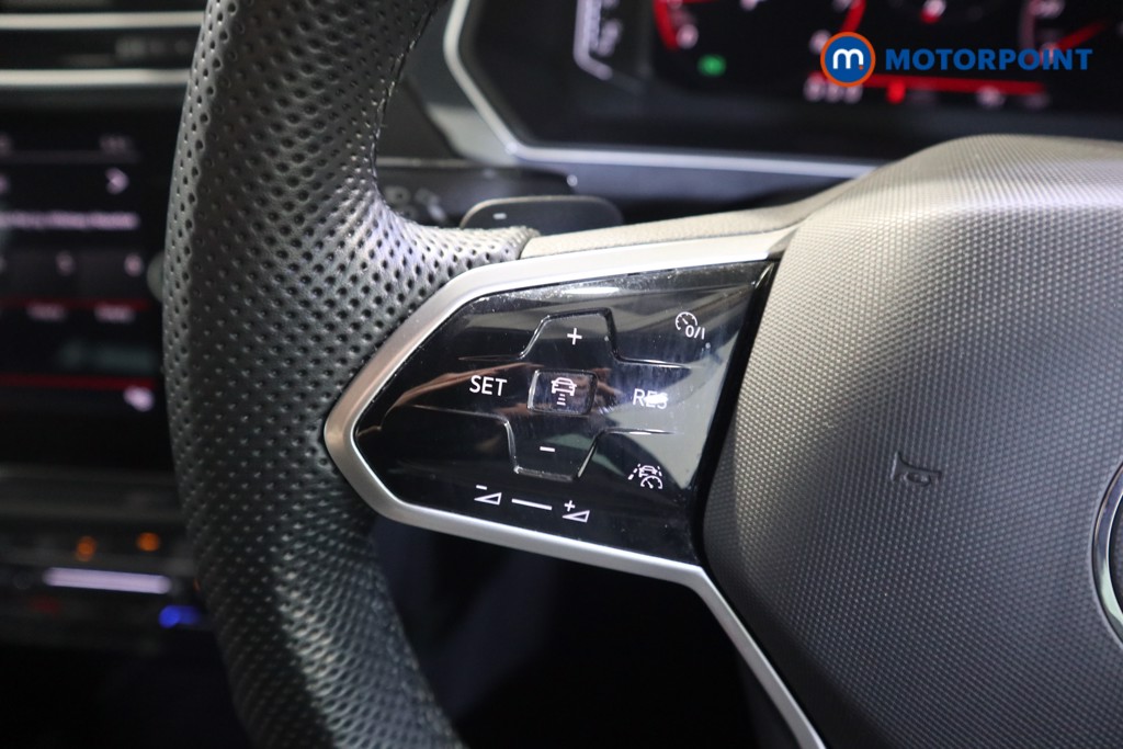 Volkswagen Tiguan R-Line Automatic Petrol SUV - Stock Number (1626407) - 3rd supplementary image