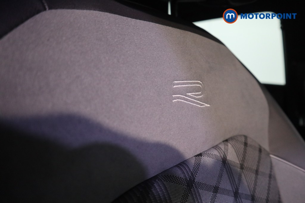 Volkswagen Tiguan R-Line Automatic Petrol SUV - Stock Number (1626407) - 19th supplementary image