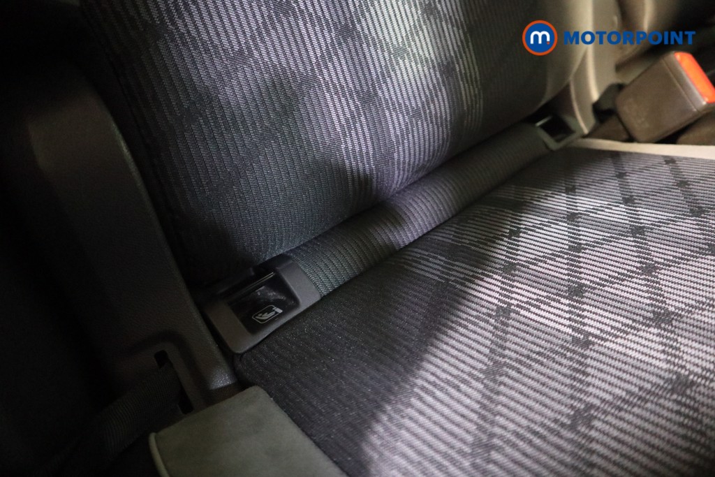 Volkswagen Tiguan R-Line Automatic Petrol SUV - Stock Number (1626407) - 21st supplementary image