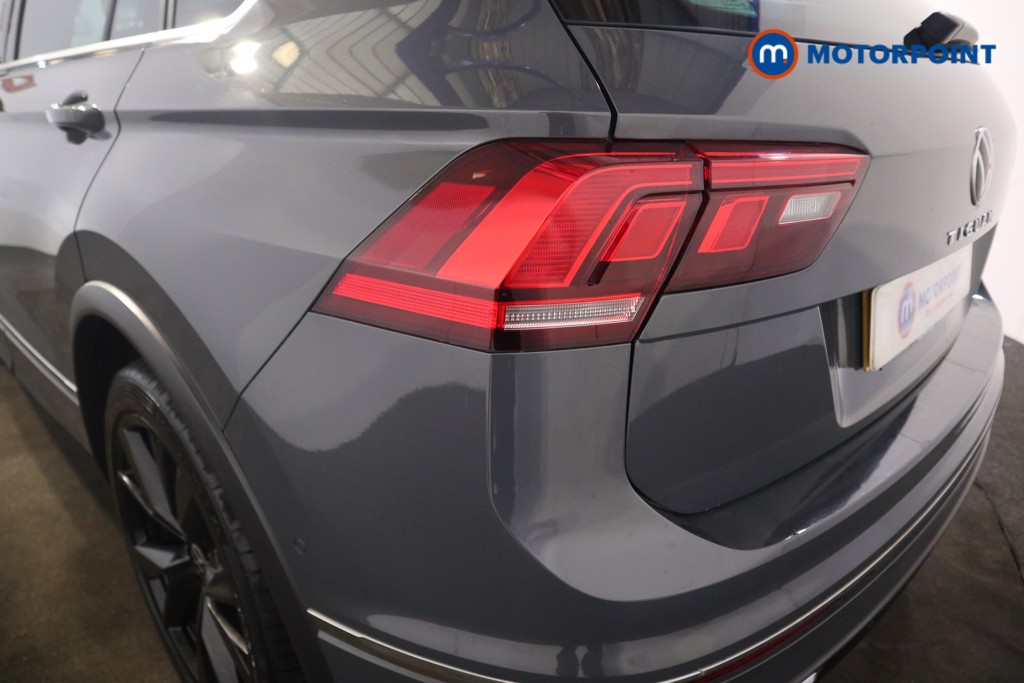 Volkswagen Tiguan R-Line Automatic Petrol SUV - Stock Number (1626407) - 31st supplementary image