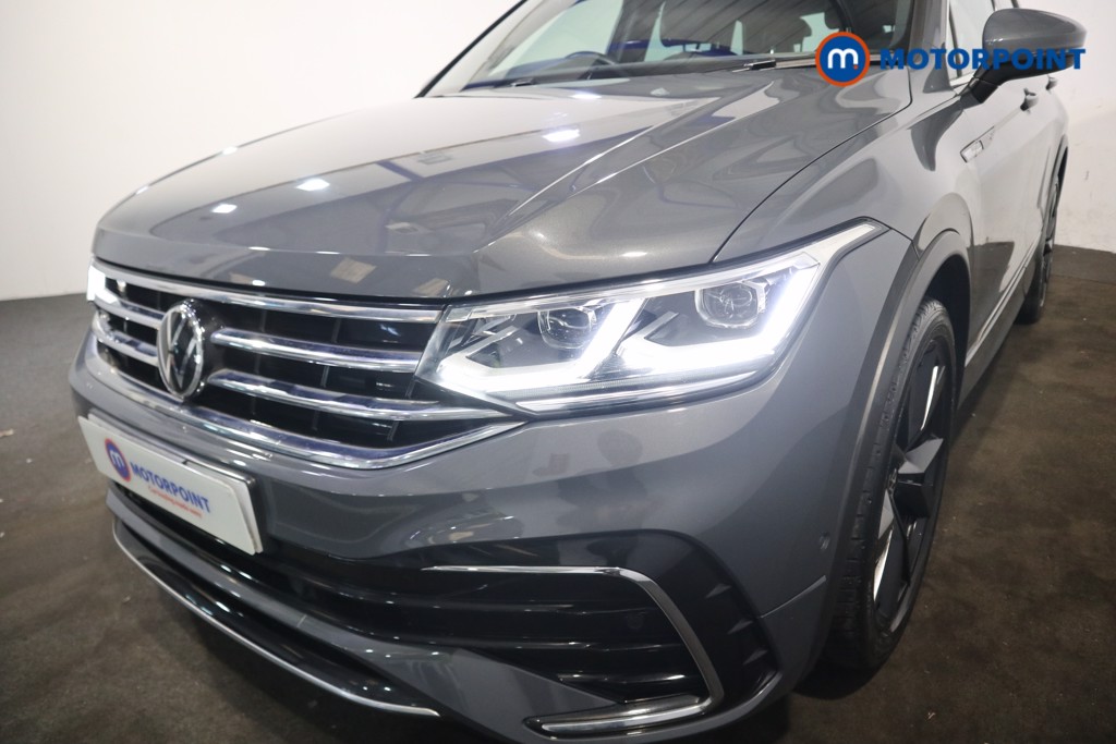 Volkswagen Tiguan R-Line Automatic Petrol SUV - Stock Number (1626407) - 39th supplementary image