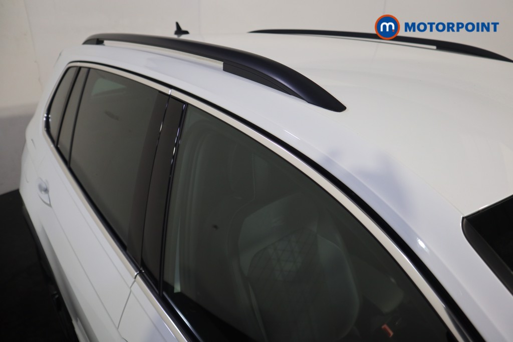 Volkswagen Tiguan R-Line Automatic Petrol SUV - Stock Number (1626435) - 35th supplementary image