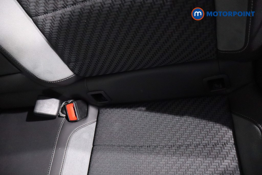 Volkswagen T-Roc R-Line Automatic Diesel SUV - Stock Number (1626481) - 28th supplementary image