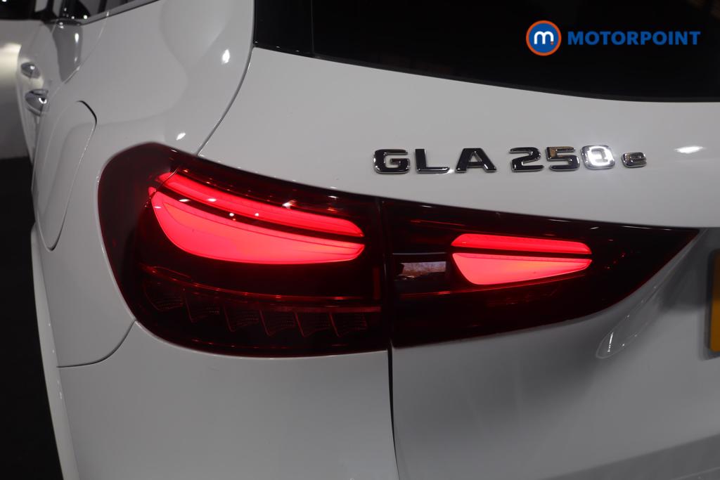 Mercedes-Benz GLA Amg Line Automatic Petrol Plug-In Hybrid SUV - Stock Number (1626611) - 15th supplementary image