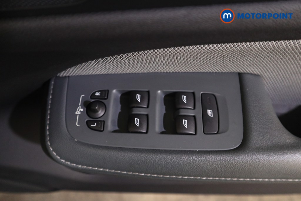 Volvo V60 R Design Automatic Petrol Estate - Stock Number (1626726) - 11th supplementary image