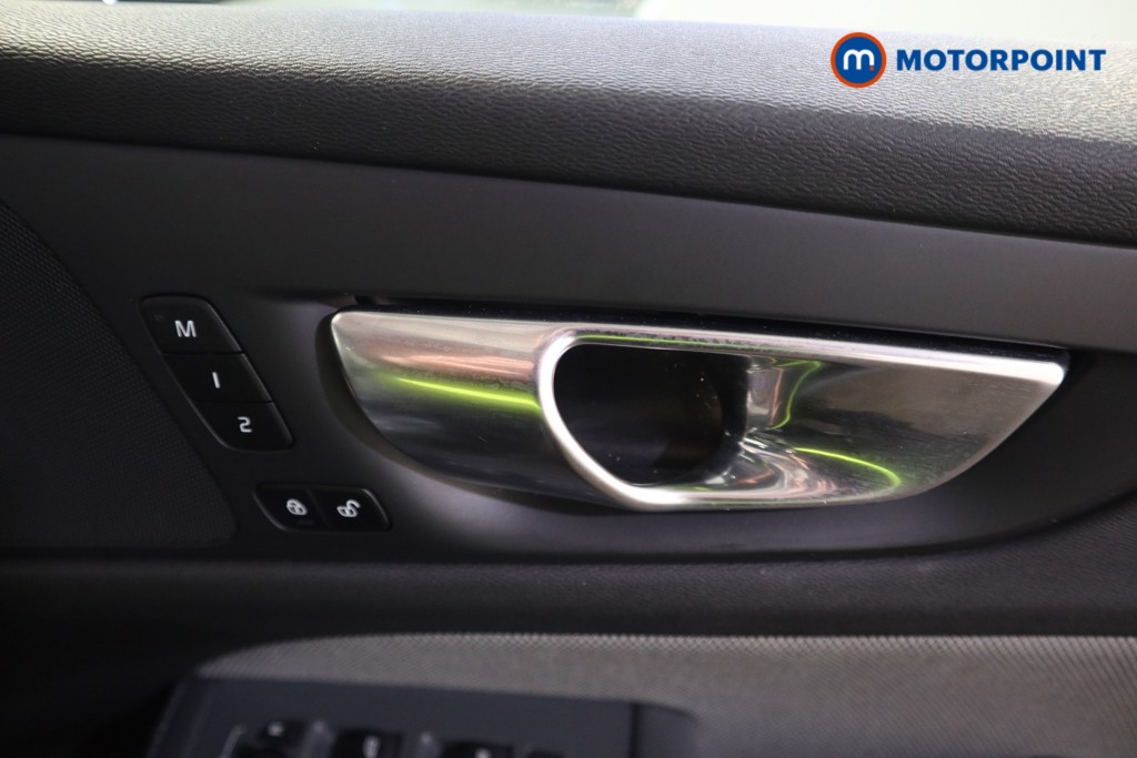 Volvo V60 R Design Automatic Petrol Estate - Stock Number (1626726) - 12th supplementary image
