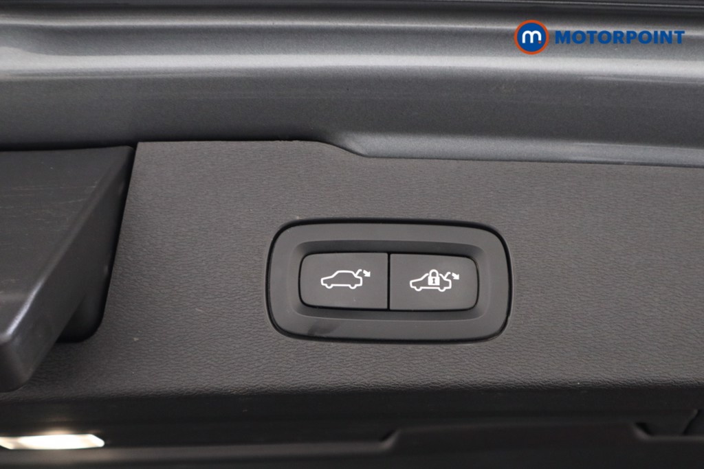 Volvo V60 R Design Automatic Petrol Estate - Stock Number (1626726) - 20th supplementary image