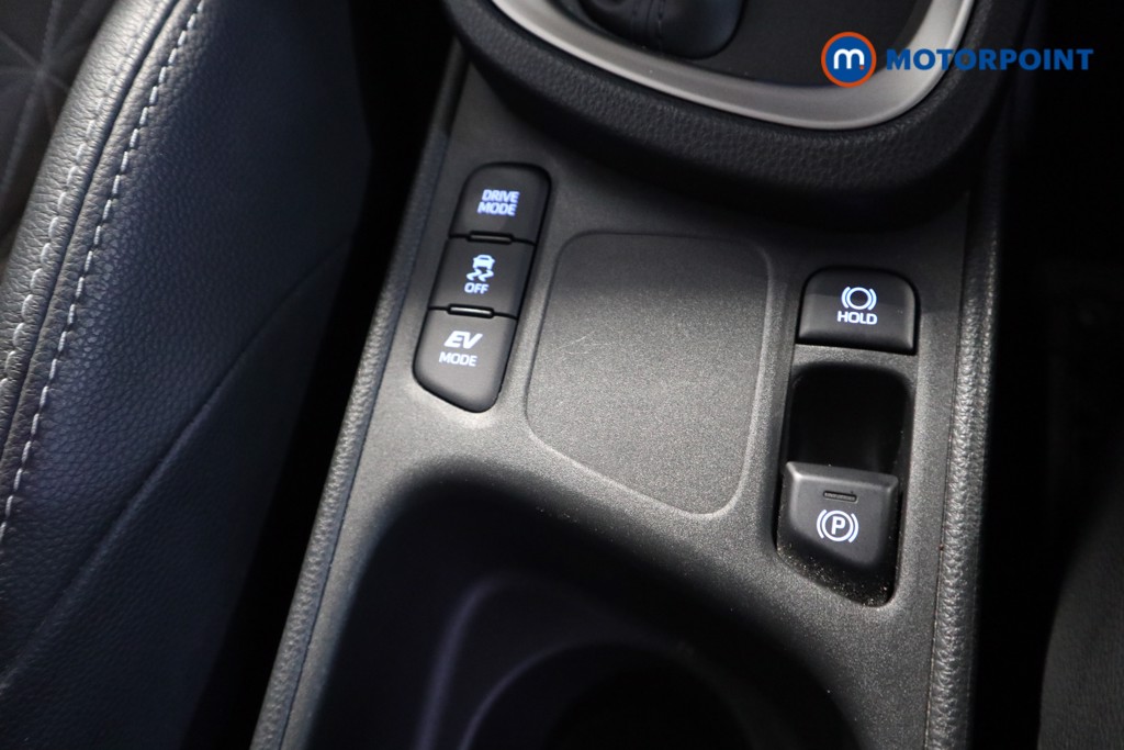 Toyota Yaris Cross Excel Automatic Petrol-Electric Hybrid Estate - Stock Number (1626734) - 10th supplementary image