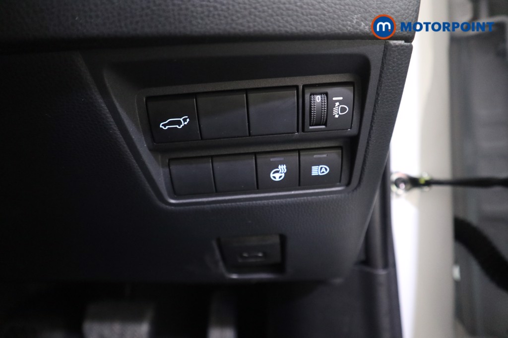 Toyota Yaris Cross Excel Automatic Petrol-Electric Hybrid Estate - Stock Number (1626734) - 13th supplementary image