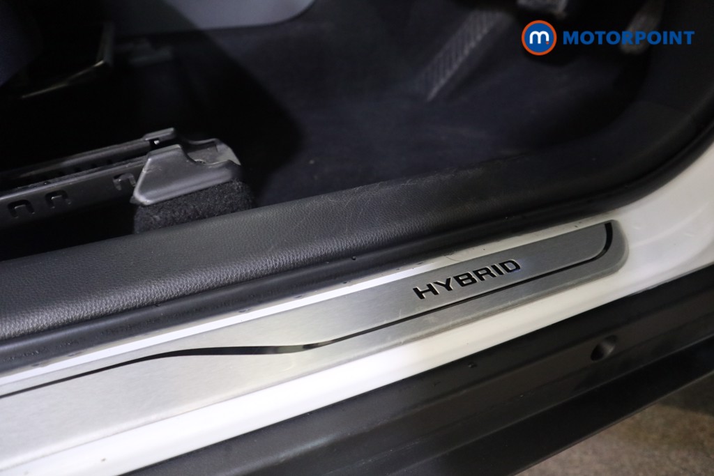 Toyota Yaris Cross Excel Automatic Petrol-Electric Hybrid Estate - Stock Number (1626734) - 15th supplementary image