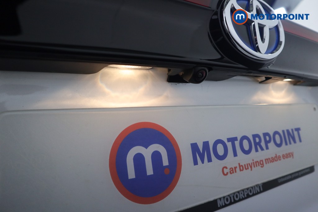 Toyota Yaris Cross Excel Automatic Petrol-Electric Hybrid Estate - Stock Number (1626734) - 31st supplementary image