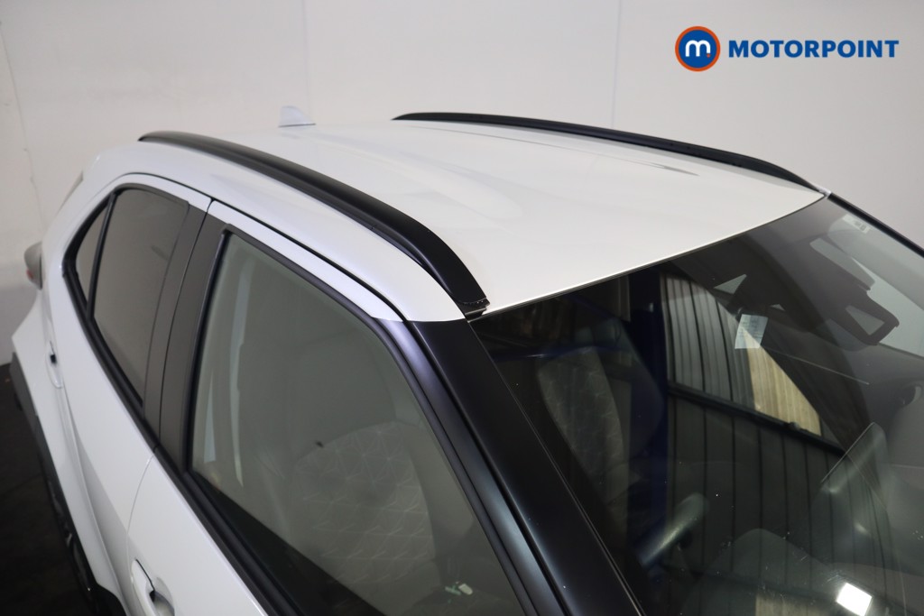 Toyota Yaris Cross Excel Automatic Petrol-Electric Hybrid Estate - Stock Number (1626734) - 33rd supplementary image