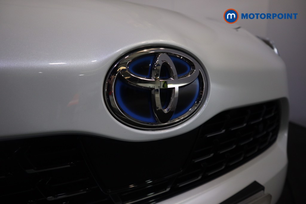 Toyota Yaris Cross Excel Automatic Petrol-Electric Hybrid Estate - Stock Number (1626734) - 40th supplementary image