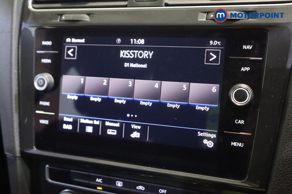 Volkswagen Golf SE Manual Petrol Hatchback - Stock Number (1627575) - 19th supplementary image