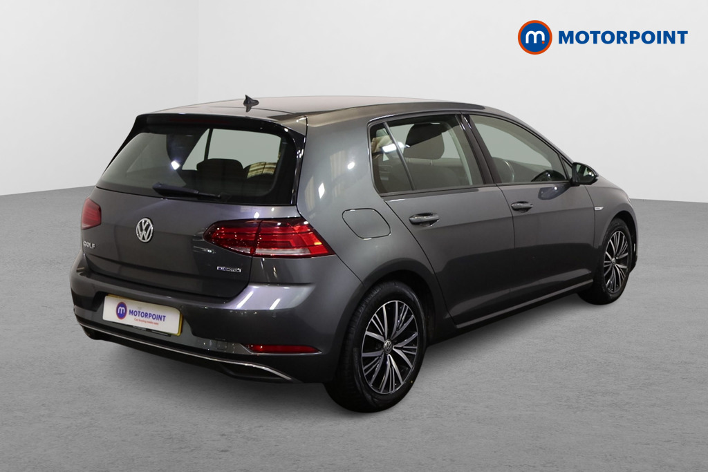 Volkswagen Golf SE Manual Petrol Hatchback - Stock Number (1627575) - Drivers side rear corner