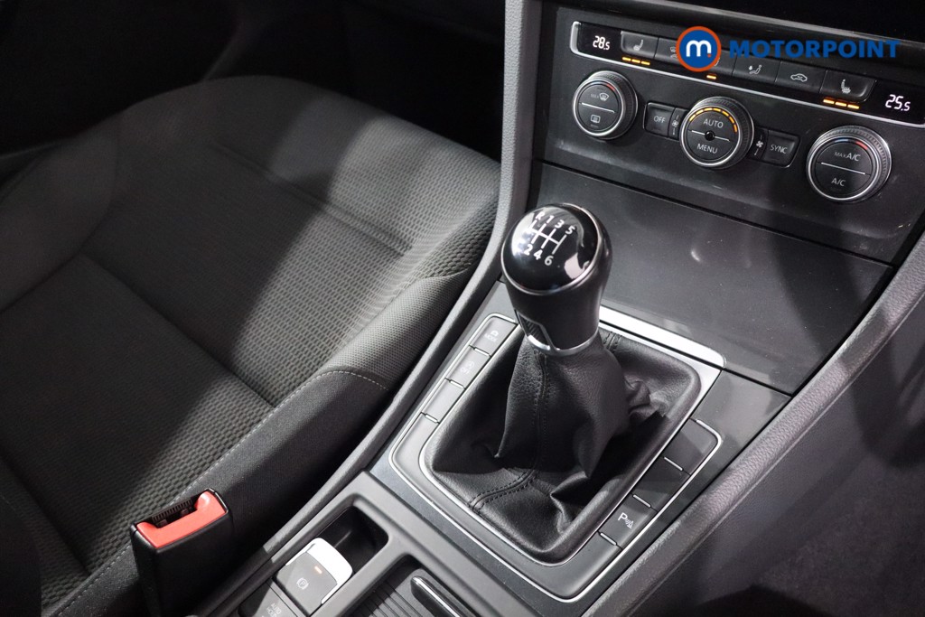 Volkswagen Golf Match Edition Manual Petrol Hatchback - Stock Number (1627759) - 20th supplementary image