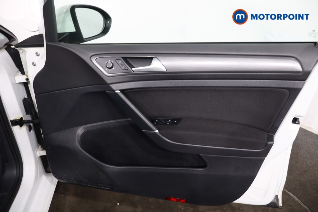 Volkswagen Golf Match Edition Manual Petrol Hatchback - Stock Number (1627759) - 24th supplementary image