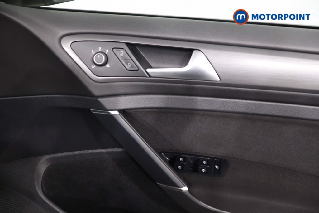 Volkswagen Golf Match Edition Manual Petrol Hatchback - Stock Number (1627759) - 25th supplementary image