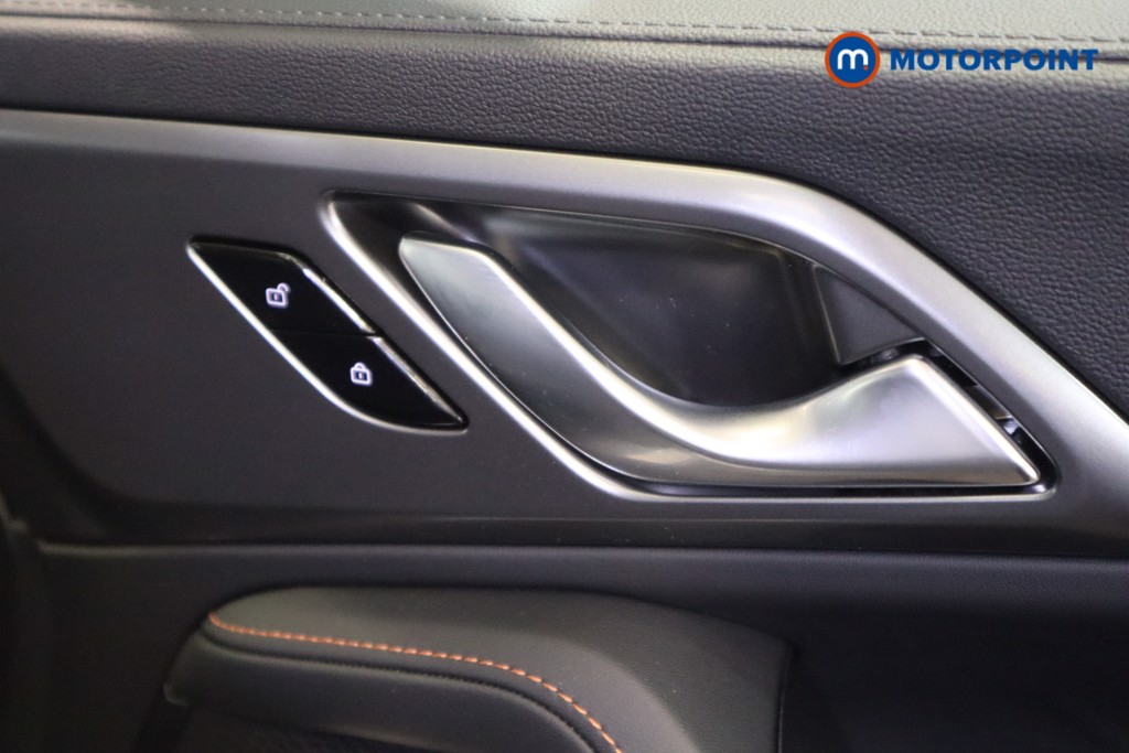 Mg Motor Uk HS Trophy Automatic Petrol Plug-In Hybrid SUV - Stock Number (1627763) - 14th supplementary image