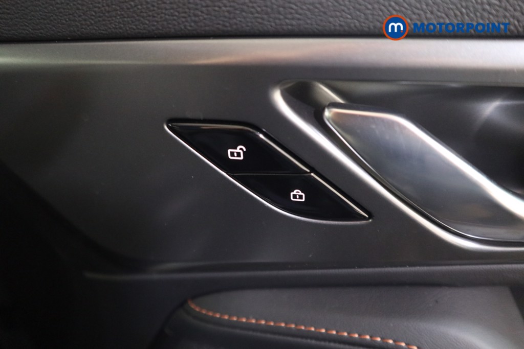 Mg Motor Uk HS Trophy Automatic Petrol Plug-In Hybrid SUV - Stock Number (1627798) - 12th supplementary image