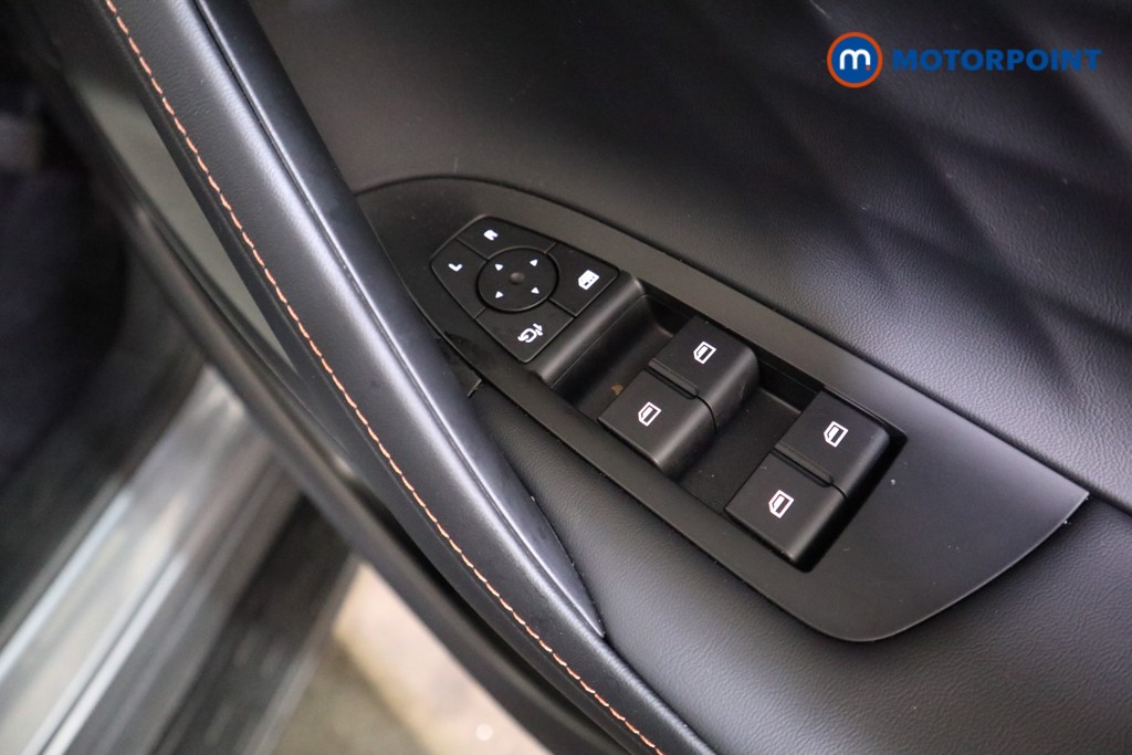 Mg Motor Uk HS Trophy Automatic Petrol Plug-In Hybrid SUV - Stock Number (1627798) - 13th supplementary image