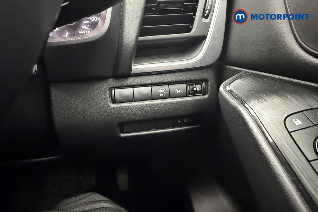 Nissan Qashqai Acenta Premium Automatic Petrol SUV - Stock Number (1627856) - 18th supplementary image