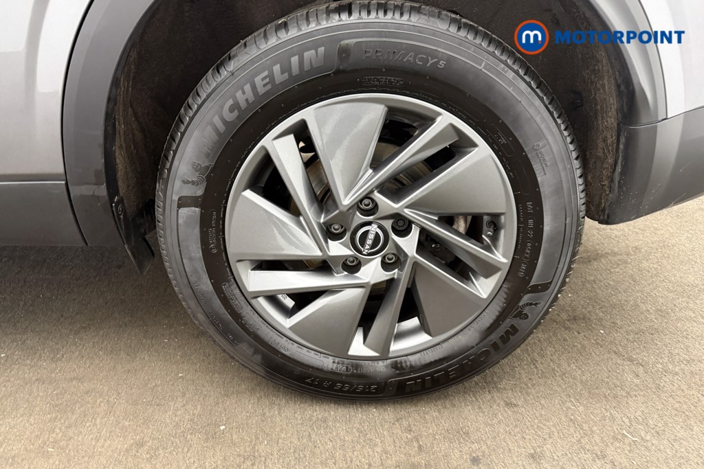 Nissan Qashqai Acenta Premium Automatic Petrol SUV - Stock Number (1627856) - 25th supplementary image