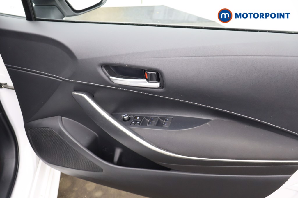 Toyota Corolla Icon Automatic Petrol-Electric Hybrid Estate - Stock Number (1628058) - 11th supplementary image