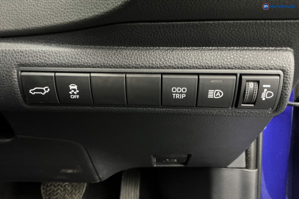 Toyota Corolla Gr Sport Automatic Petrol-Electric Hybrid Estate - Stock Number (1628137) - 26th supplementary image