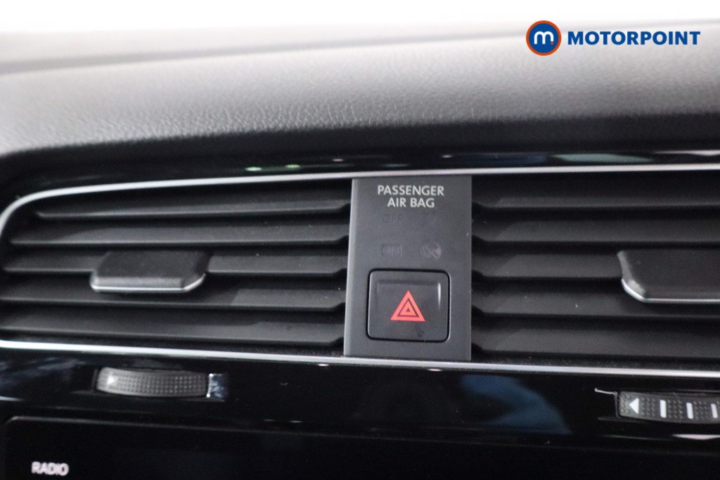 Volkswagen Golf R-Line Edition Automatic Petrol Hatchback - Stock Number (1628363) - 23rd supplementary image