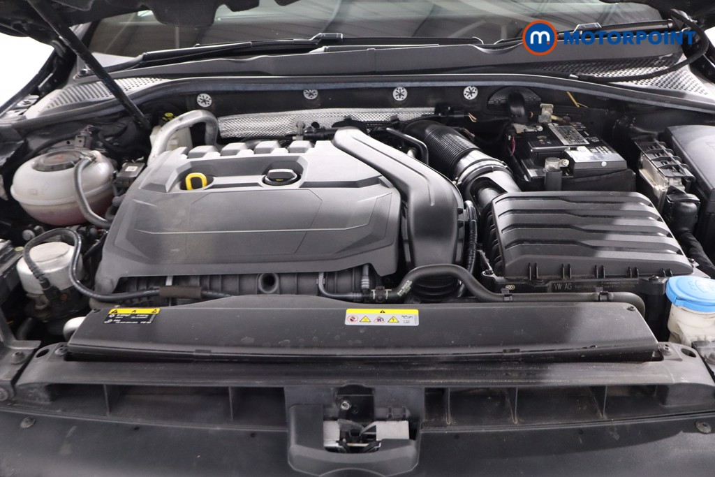 Volkswagen Golf R-Line Edition Automatic Petrol Hatchback - Stock Number (1628363) - 39th supplementary image